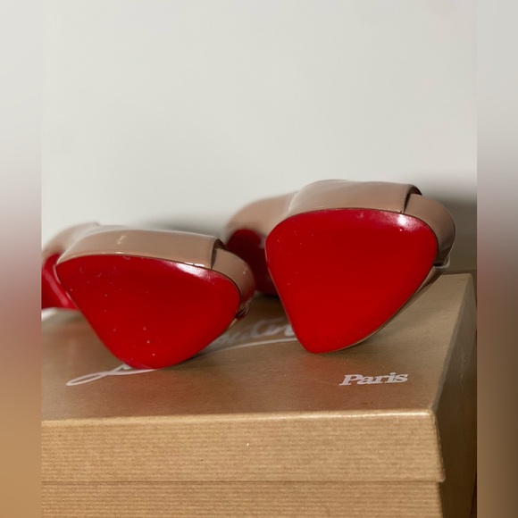 Christian Louboutin New Very Prive Patent 100 Nude Heels - Picture 5 of 16